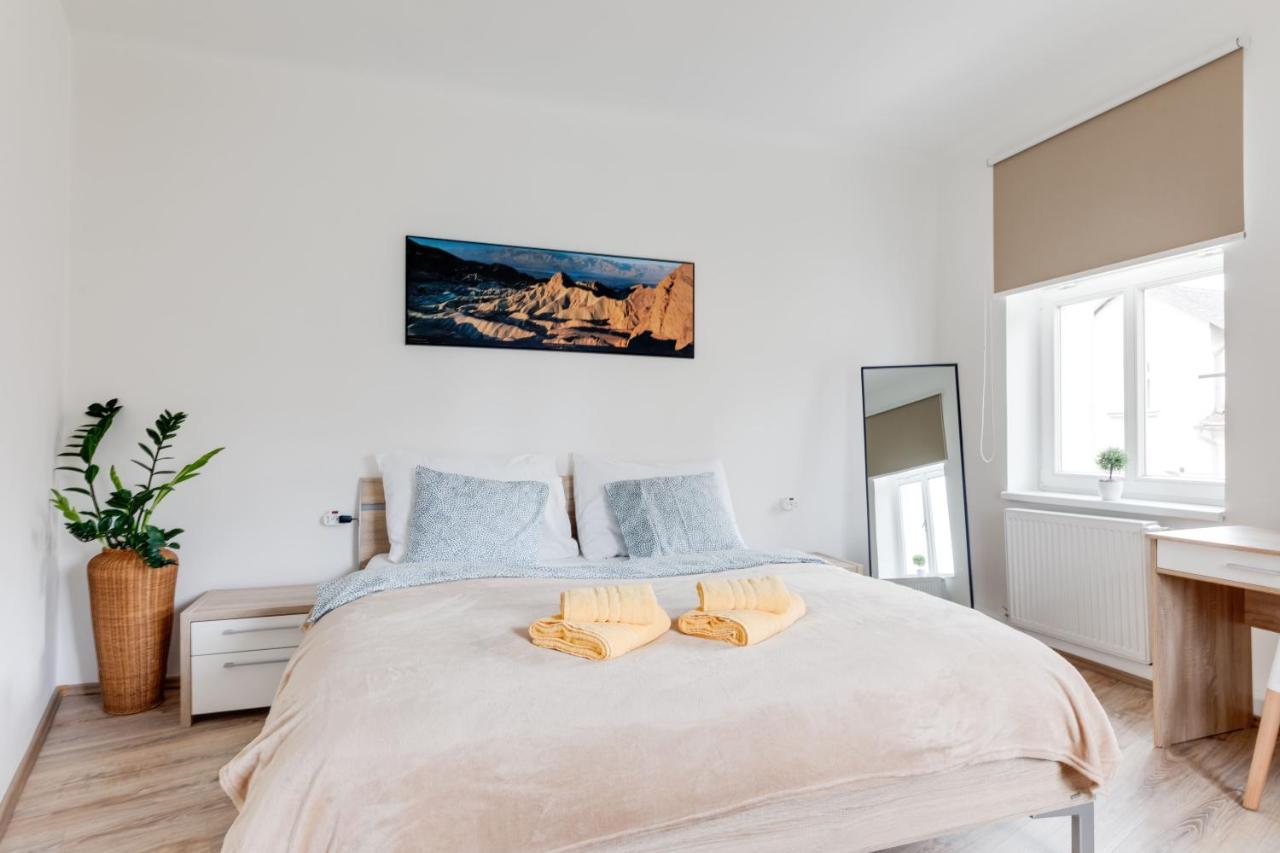 Modern, Bright And Spacious Apartamento *